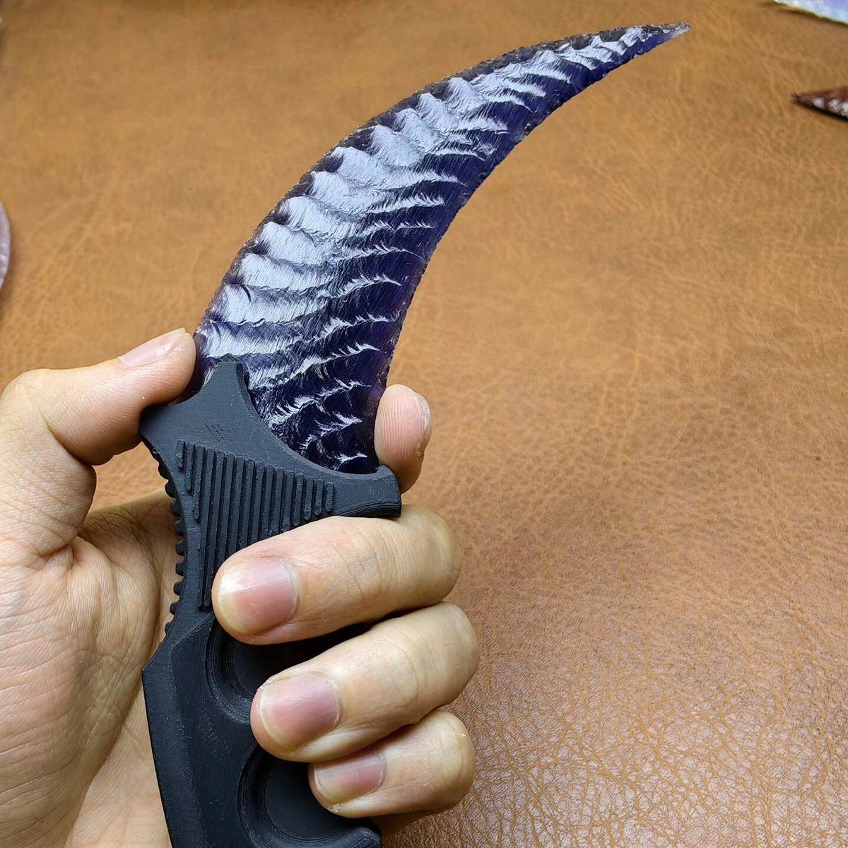 The Reaver's Claw | Void Energy Karambit