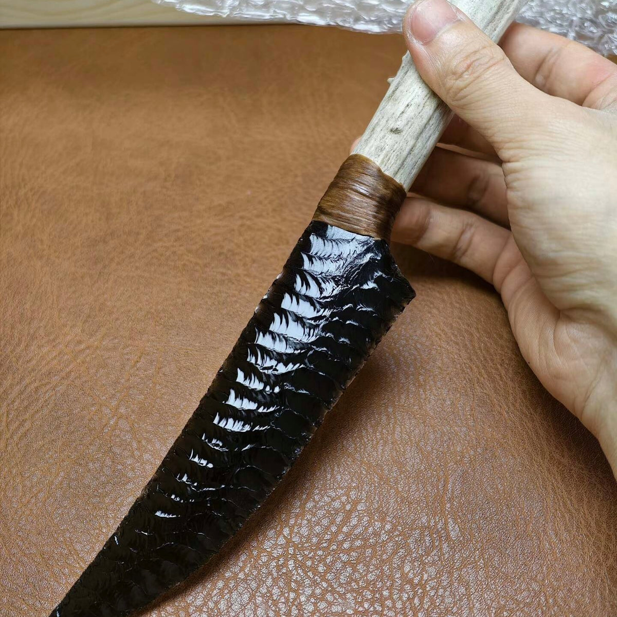 The Northern Ranger | Raw Obsidian & Natural Antler Knife