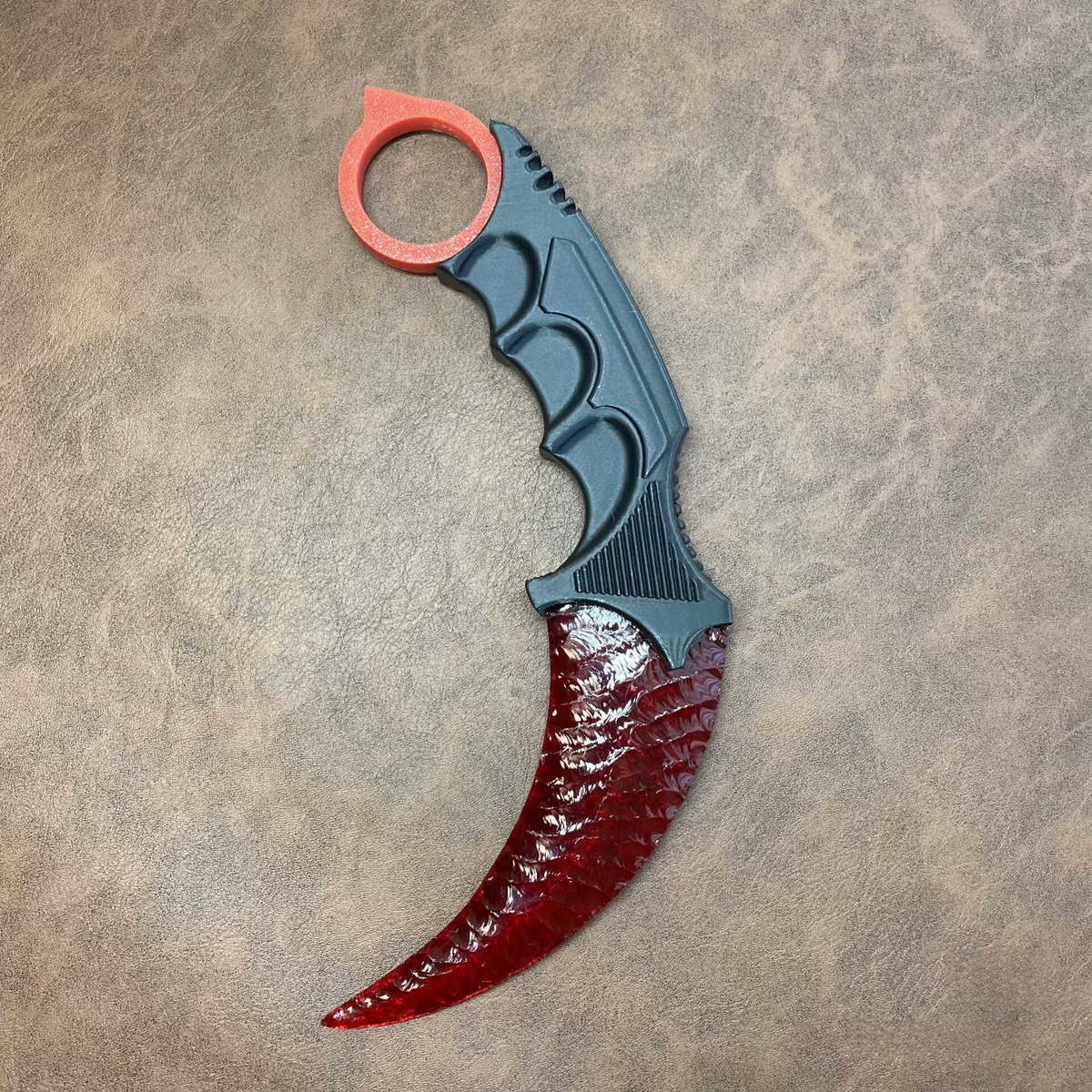 The Crimson Carnage | Blood & Bone Crystal Karambit