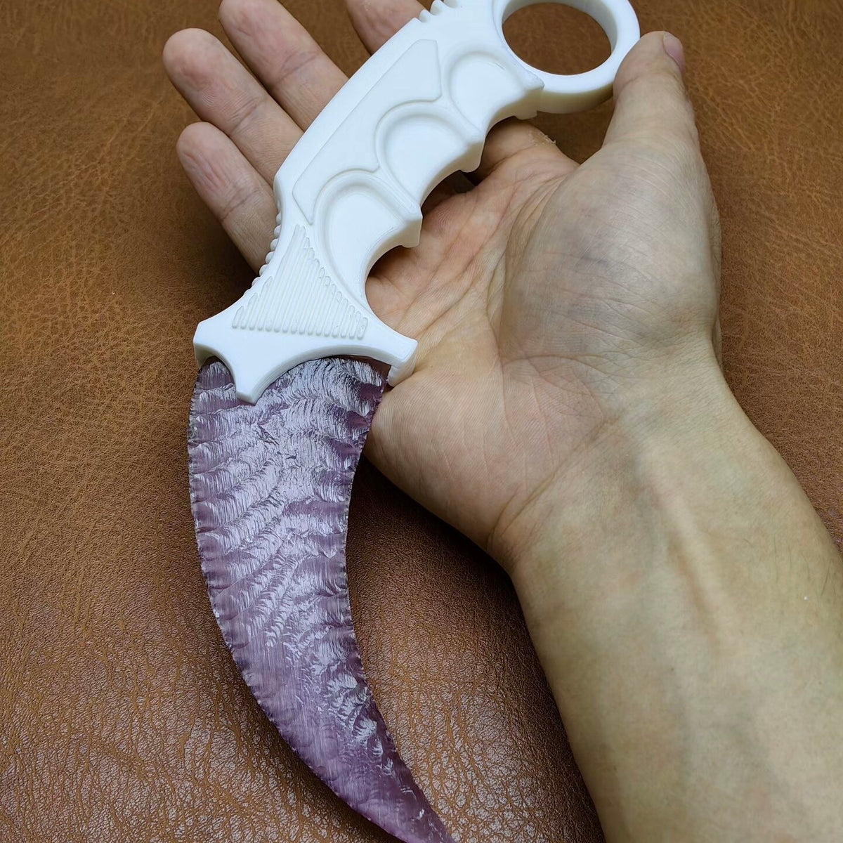 The Heartbreaker | Pink Crystal "Yandere" Karambit